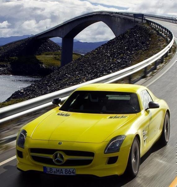 Mercedes-Benz SLS AMG E-CELL